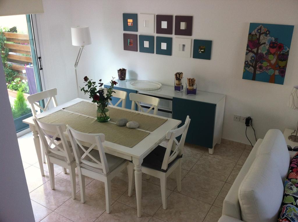 Estia Luxury Maisonette Pafos Pokój zdjęcie